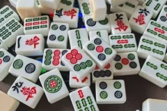 《麻将学技术训练与技巧视频》听牌 十三张 拆搭 位置战 年前多练练赢几万