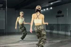 雪君老师零基础爵士舞410课：从基本功到热门舞曲