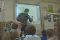 《托普西和蒂姆 Topsy and Tim (视频+绘本) 》 BBC英语情景动画剧