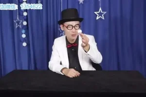 《18堂魔术速成课：从入门到高手》