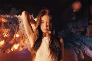 LE SSERAFIM《UNFORGIVEN》[高清4K/1080P/MKV/1.45GB]