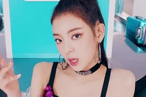 ITZY《DALLA DALLA》[4K/2160P/MP4/828MB]