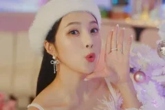 Red Velvet/aespa《Beautiful Christmas》[4K/2160P/MKV/1.75GB]