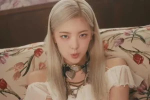 ITZY《RINGO》[高清4K/2160P/MP4/2.31GB]