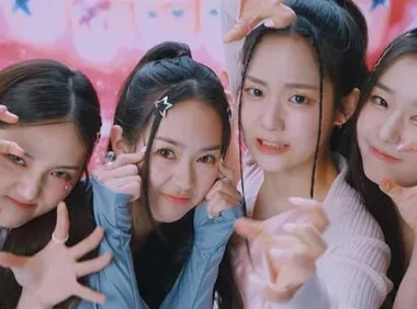 tripleS《Cherry Talk》[高清4K/2160P/MP4/1.32GB]