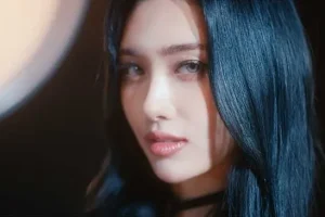 EVERGLOW《SLAY》[高清4K/2160P/MKV/1.7GB]